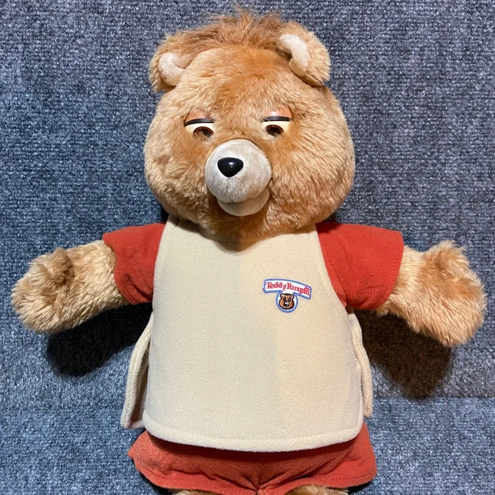Vintage 1985 Teddy Ruxpin Worlds of Wonder Bear Answer Box Books Outfits Lot